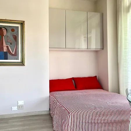 Apartment Villa Marina Di Pietrasanta With Private Pool 200M From The Beach