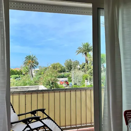 Villa Marina Di Pietrasanta With Private Pool 200M From The Beach Apartment