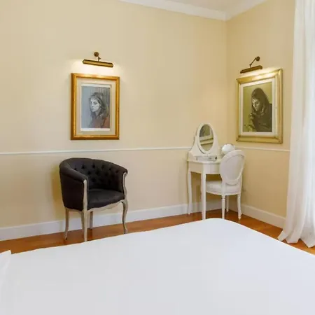 Villa Marina Di Pietrasanta With Private Pool 200M From The Beach Marina di Pietrasanta