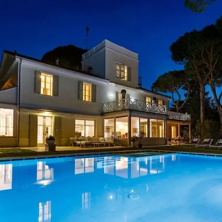 Villa Marina Di Pietrasanta With Private Pool 200M From The Beach Marina di Pietrasanta