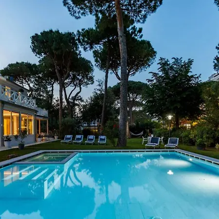 Villa Marina Di Pietrasanta With Private Pool 200M From The Beach
